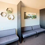 Dzingel Hotel