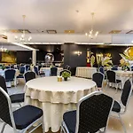Dzingel Hotel Reval